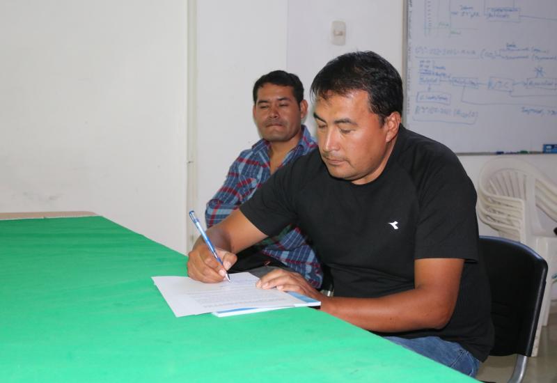 Firma de acta de trabajo